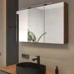Armoire pratique avec espace de rangement optimisé
