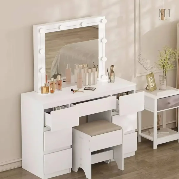 Coiffeuse élégante pour un espace beauté pratique