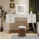 Design compact de coiffeuse avec miroir rabattable