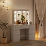 Coiffeuse élégante avec 7 tiroirs de rangement pratique