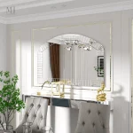 Miroir design moderne avec forme arquée pour décoration
