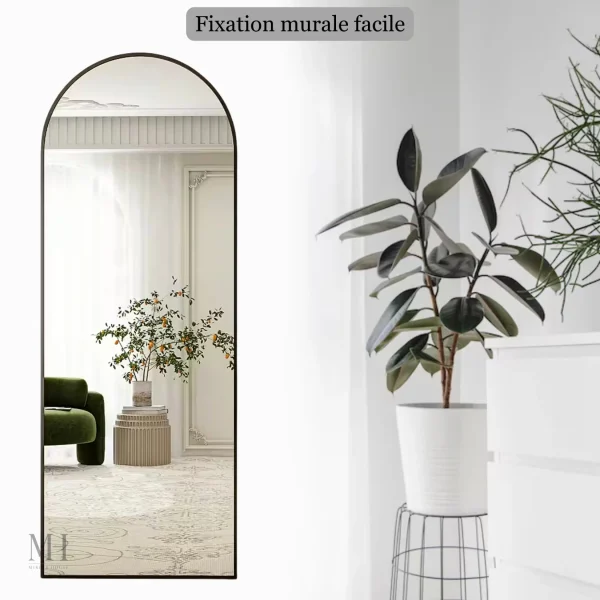 Miroir design arrondi, accessoire de style moderne