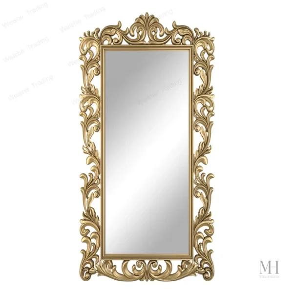 Miroir grand format avec finition dorée raffinée