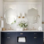 Miroir mural au style contemporain et design raffiné