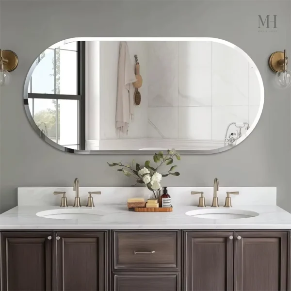 Grand miroir salle de bain imposant et élégant