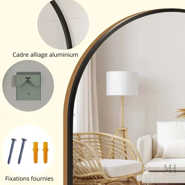 Miroir mural noir au design arqué