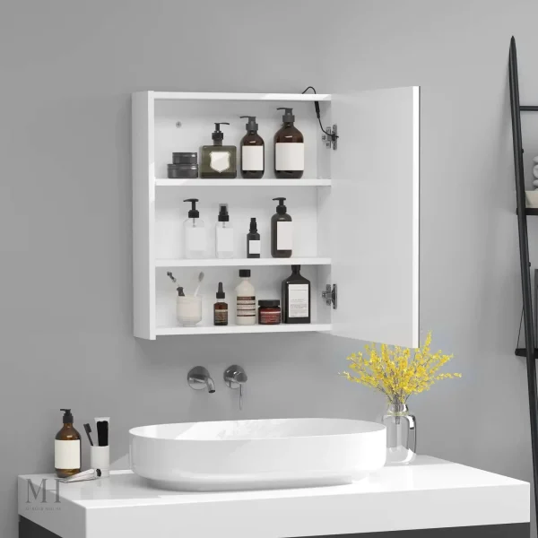 Miroir moderne avec éclairage intégré pour une utilisation quotidienne
