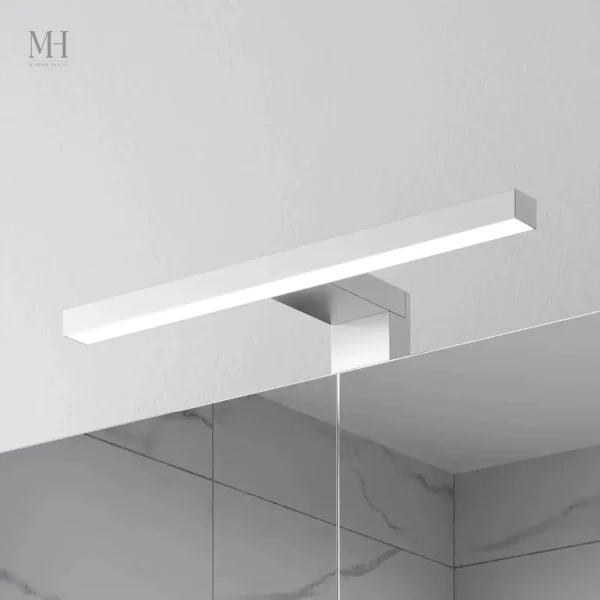 Miroir de salle de bain lumineux avec espace de rangement