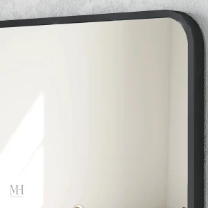Miroir rectangulaire avec finition noire chic