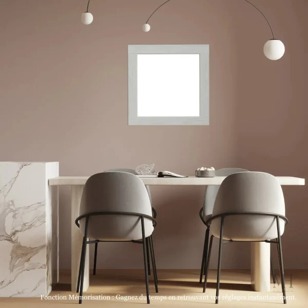 Miroir Carré 60x60 avec style contemporain