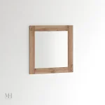 Miroir en bois carré, style contemporain avec une touche naturelle