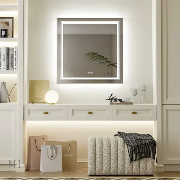 Miroir carré pour un éclairage parfait en salle de bain