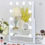 Miroir de courtoisie avec éclairage pour look impeccable