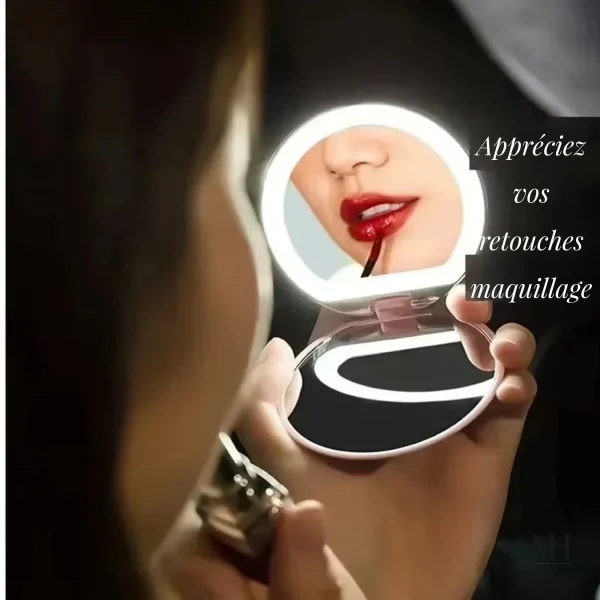 Miroir avec lumière LED rechargeable pour retouches faciles