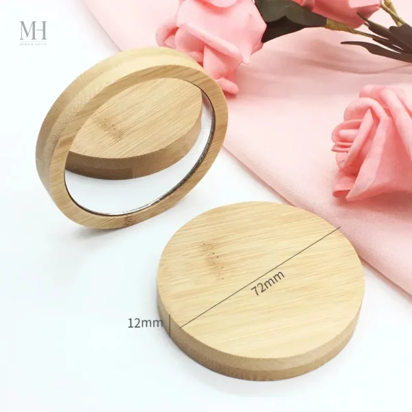Miroir en bois authentique pour un make-up parfait