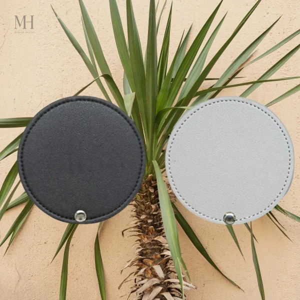 Miroir de poche en cuir, élégant et pratique pour les retouches