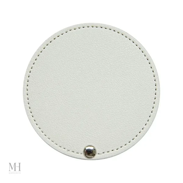 Miroir de poche esthétique, accessoire indispensable au quotidien