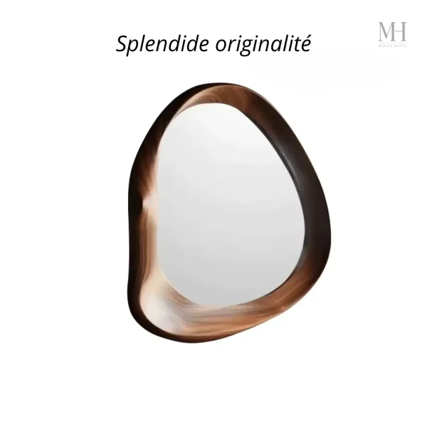 Grand Miroir en Bois au Design Épuré