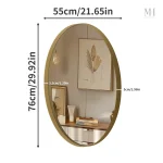 Miroir mural doré au design contemporain et élancé