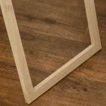 Miroir sur Pied en Bois – Élégance et Solidité