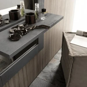 Miroir élégant avec étagère pour une entrée accueillante