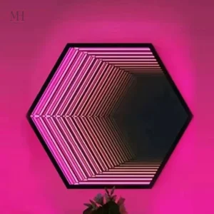 Miroir design moderne avec éclairage RVB et forme hexagonale