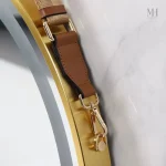 Miroir lumineux doré pour salle de bain