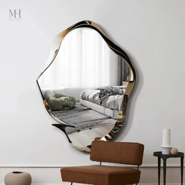 Miroir décoratif moderne au design sculptural