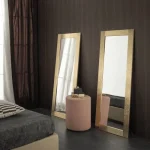 Grand miroir doré, touche de luxe pour votre intérieur