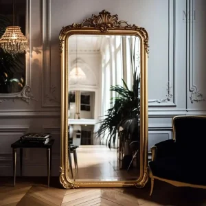 Miroir sur pied en or, design classique et raffiné