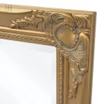 Miroir mural en bois au style baroque ancien