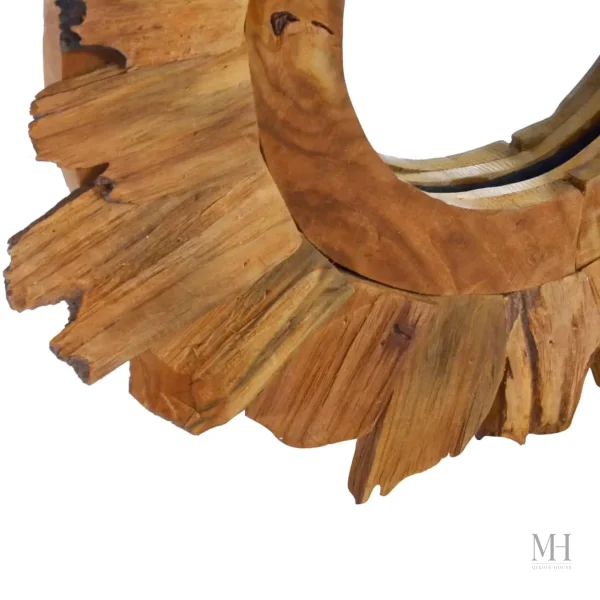 Miroir en bois flotté avec cadre en forme de pétales
