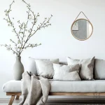 Miroir en bois au style intemporel et chaleureux