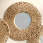 Miroir en rotin pour une ambiance détendue