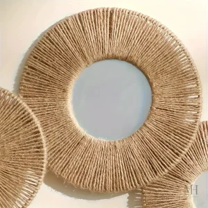 Miroir en rotin pour une ambiance détendue