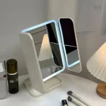 Miroir sur pied pratique pour un make-up impeccable