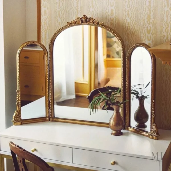 Miroir élégant pour un espace beauté vintage