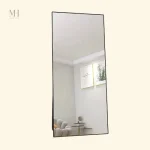 Miroir élégant pour un intérieur contemporain