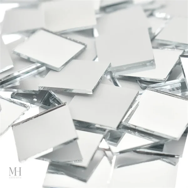 Accessoires de décoration en miroir pour un look chic