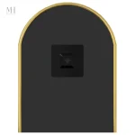 Miroir mural doré pour une touche chic dans votre décor