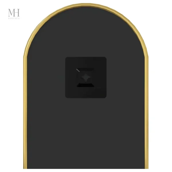 Miroir mural doré pour une touche chic dans votre décor