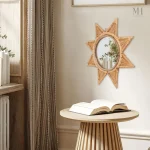 Petit miroir en rotin au style naturel