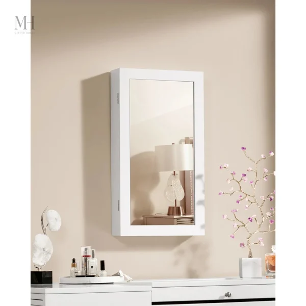 petite-armoire-a-bijoux-avec-miroir-1 Petite armoire à bijoux avec miroir, élégance compacte